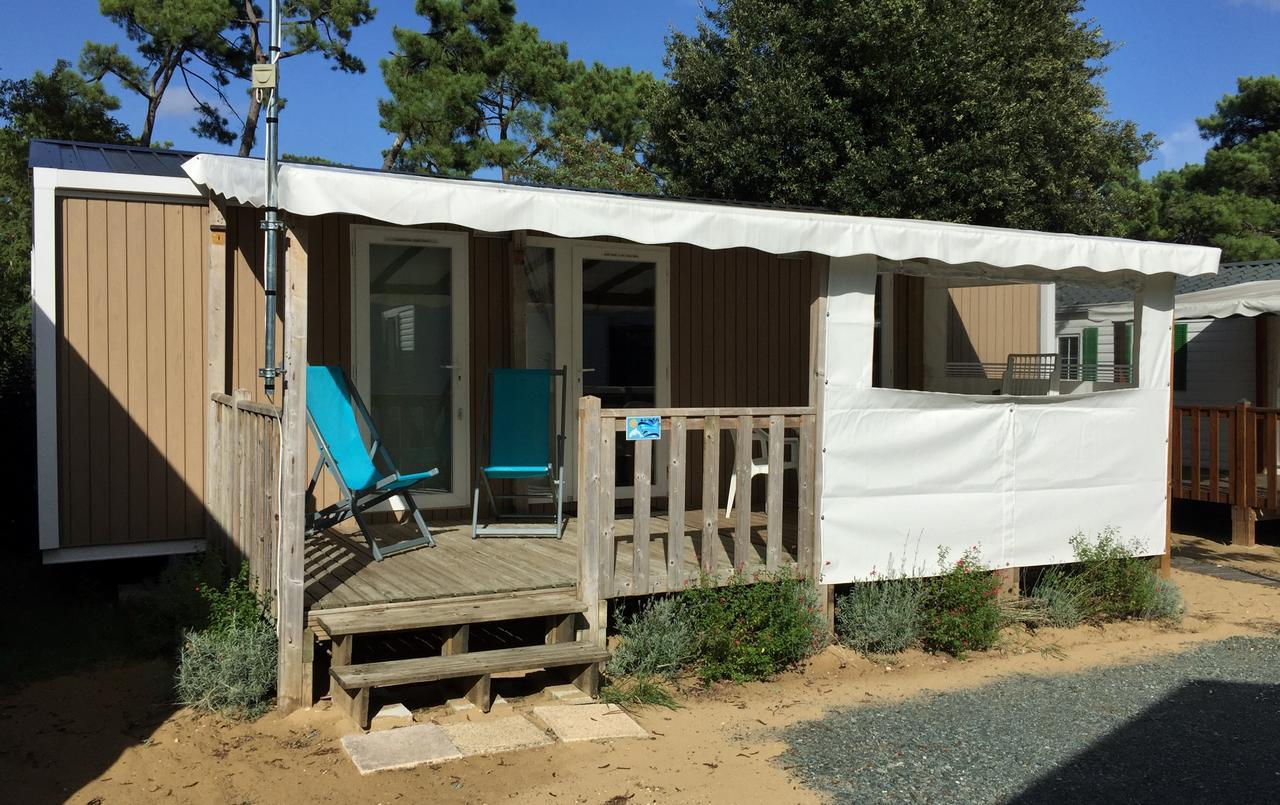 Hôtel Camping Le Dauphin à Saint-Georges-de-Didonne Extérieur photo