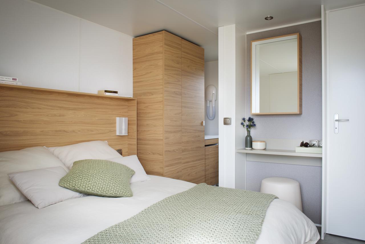 Hôtel Camping Le Dauphin à Saint-Georges-de-Didonne Extérieur photo