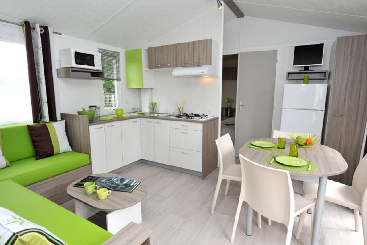 Hôtel Camping Le Dauphin à Saint-Georges-de-Didonne Extérieur photo